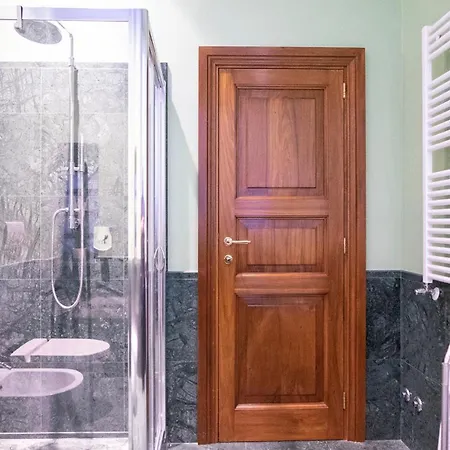 Marble House 7 Apartment Rom